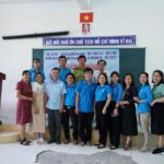 Khối thi đua số 5: trao nhiều suất quà “Tiếp bước đến trường” nhân dịp tổng kết năm học 2022 – 2023