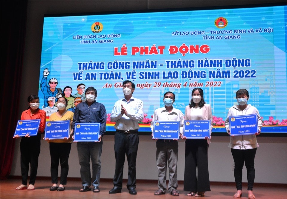Chương trình 1734: Điểm tựa cho người lao động ở An Giang
