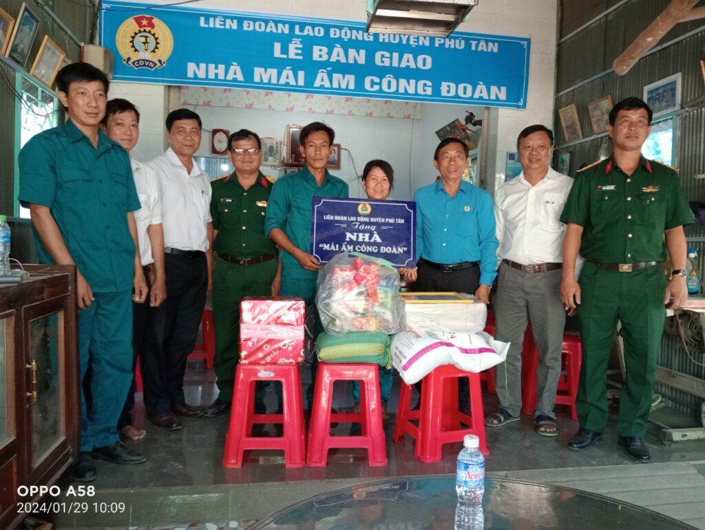 Ấm áp nhà Mái ấm Công đoàn dịp Xuân Giáp Thìn 2024