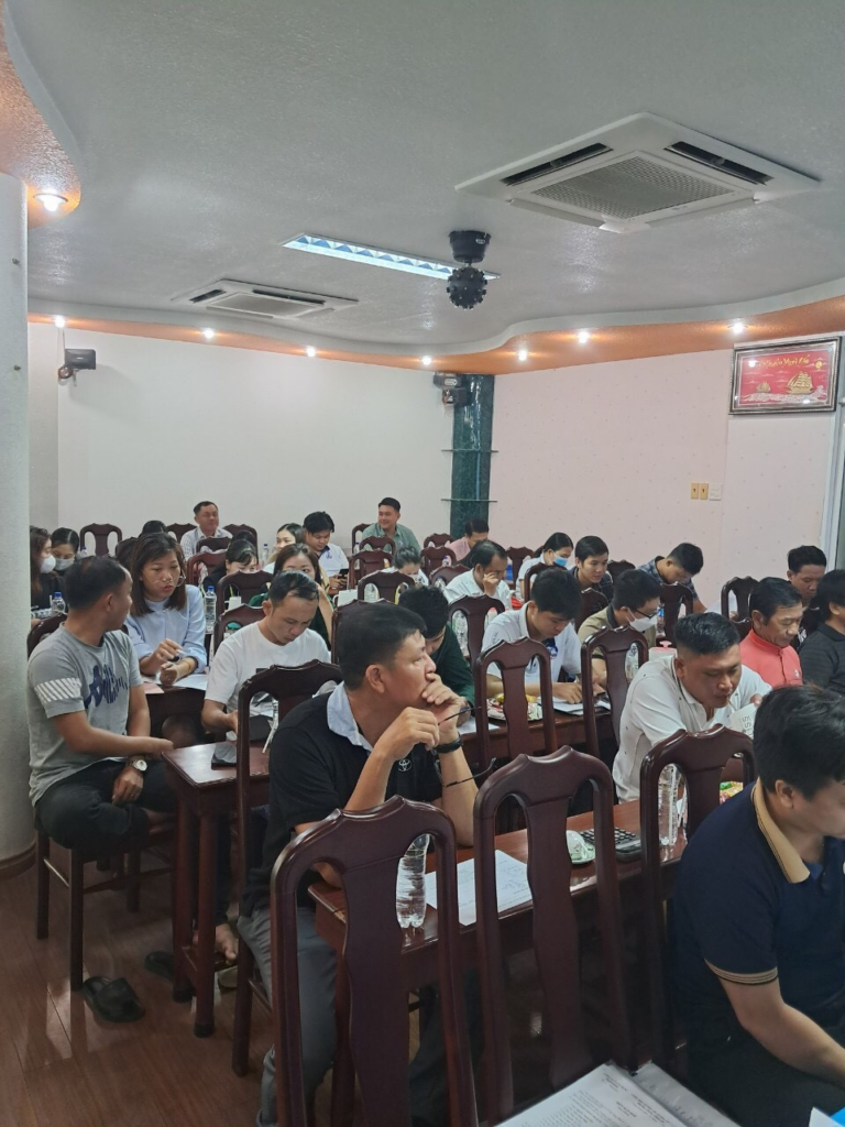 Vui vẻ, ấm áp “Bữa cơm Công đoàn” của 70 CNLĐ