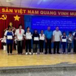 Liên đoàn Lao động tỉnh An Giang trao tặng nhà cho hộ nghèo; hỗ trợ kinh phí sửa chữa nhà tập thể giáo viên, đoàn viên và học bổng cho con đoàn viên