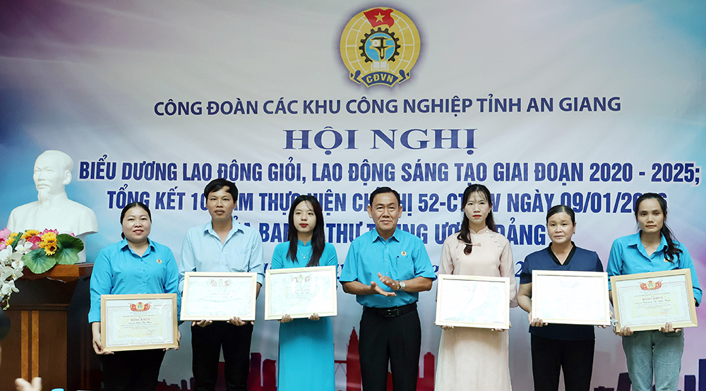https://images.baoangiang.com.vn/image/fckeditor/upload/2025/20250514/images/t9cd.jpg
